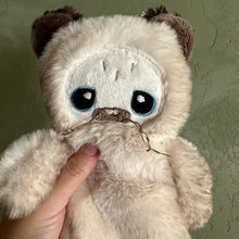Load image into Gallery viewer, Little Cream and beige Kitten
