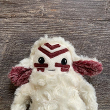 Load image into Gallery viewer, Ivory Rosette Bitty Buggle