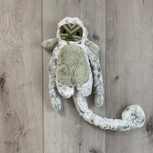 Load image into Gallery viewer, Teeny Frosty Green Huggle Buggle