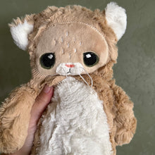 Load image into Gallery viewer, Large Yellow Cat