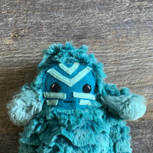 Load image into Gallery viewer, Teal Ziggy Bitty Buggle