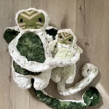Load image into Gallery viewer, Teeny Frosty Green Huggle Buggle