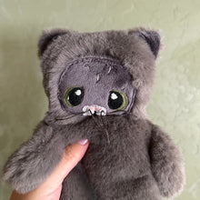 Load image into Gallery viewer, Little Grey Kitten