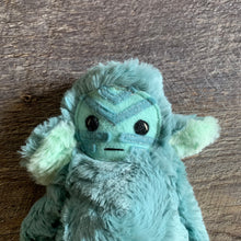 Load image into Gallery viewer, Blue and Honeydew Bitty Buggle