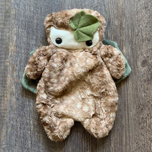 Load image into Gallery viewer, Cream Fawn Fall Fairy Sprite