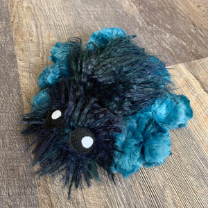 Fluffy Peacock and Teal Spider